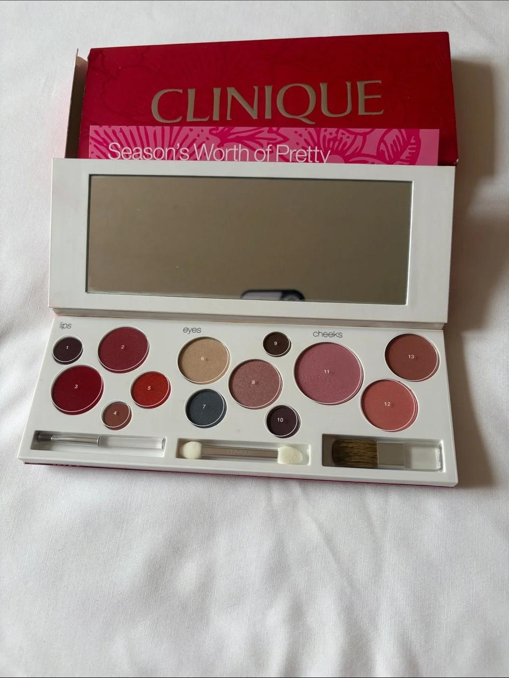 Clinique Eyeshadow & Cheek Palette — Pink, Rose, Coral Tones